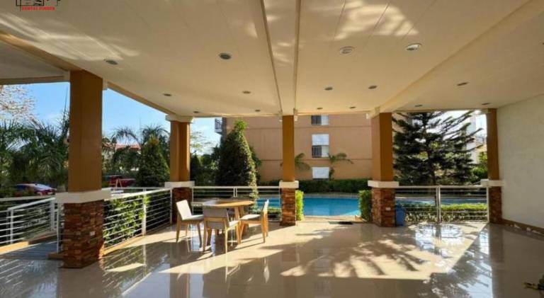 Serviced apartment with terrace, garden & private pool — photo 5