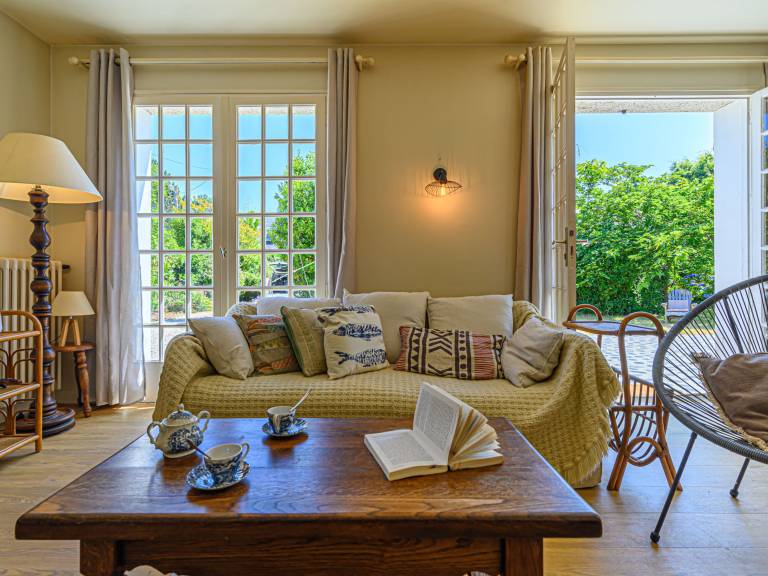 Family-friendly vacation home with barbeque | Pets are welcome — photo 3