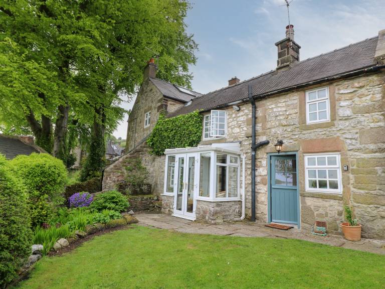 Cottage Winster
