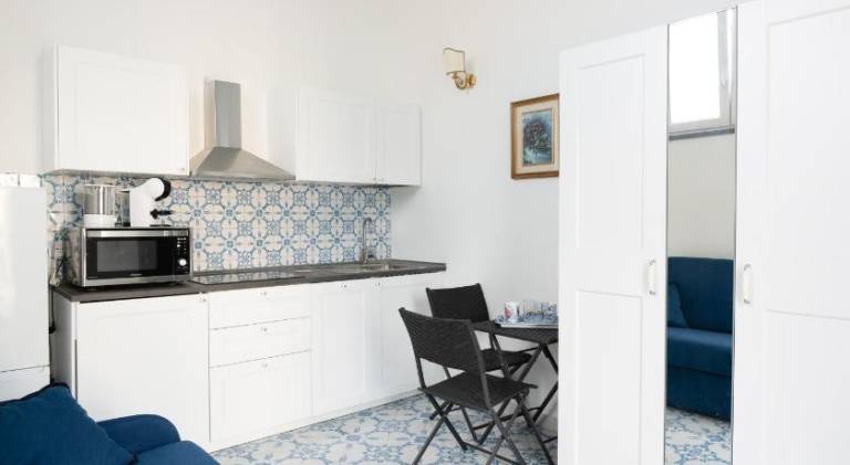 House with 1 room for 2 persons — photo 3