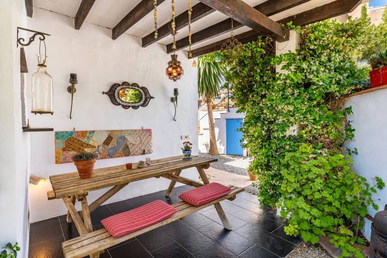 Pet-Friendly Cottage 'Casa Escondida' with Mountain View, Pool & Wi-Fi — photo 4