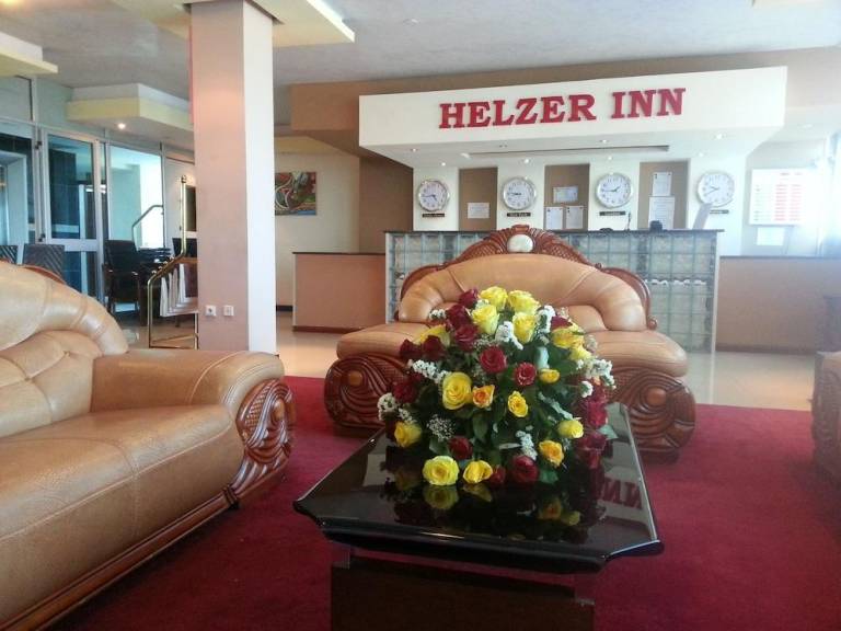 Helzer Inn — photo 3