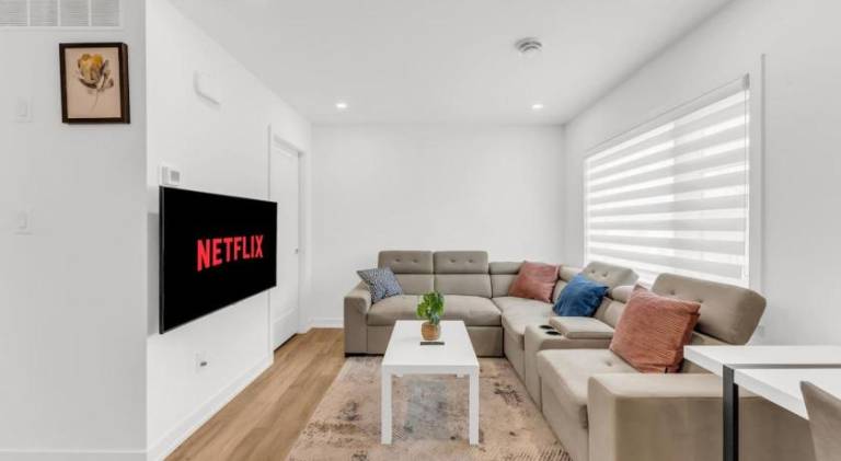 5 Mins to the Falls Brand New Home in Niagara Falls, ON