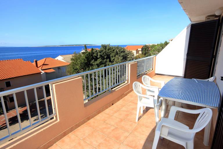 One bedroom apartment with terrace and sea view Mandre, Pag (A-3557-a) in Novalja