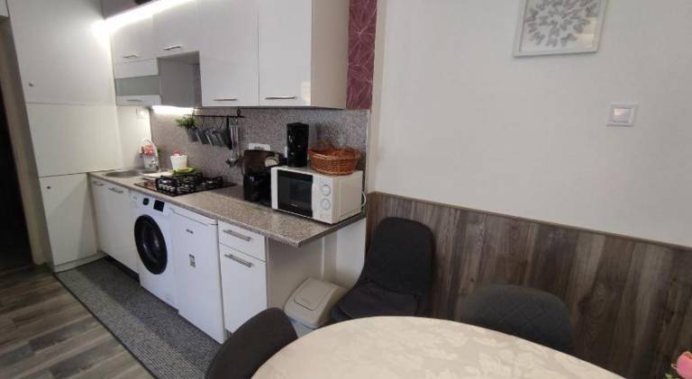 Holiday apartment with 2 rooms for 6 persons — photo 3