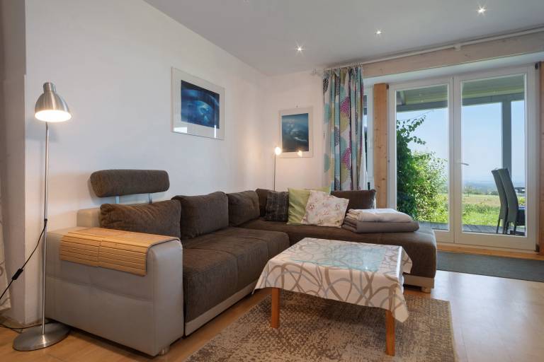 Rental apartment with garden, sauna & terrace | Lake view — photo 3