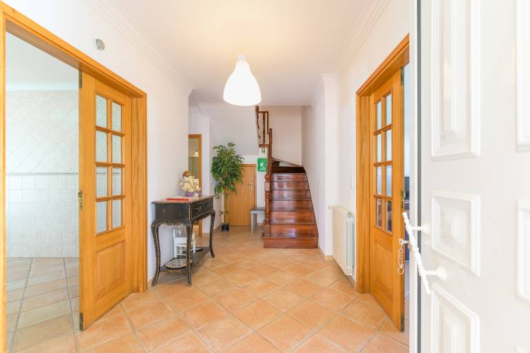 Villa 'Nelson E Esperanca' with Private Terrace, Private Garden and Wi-Fi — photo 3