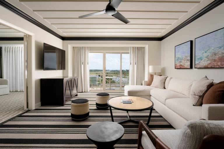 Resort Seven Mile Beach