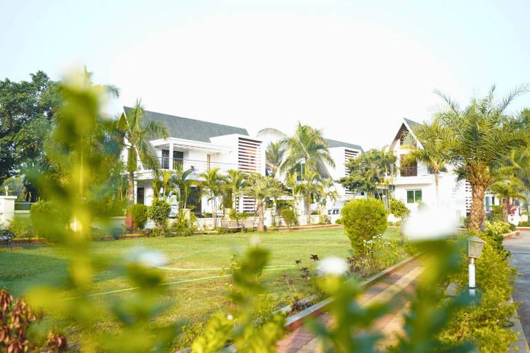 Holiday Aapke liye — photo 2