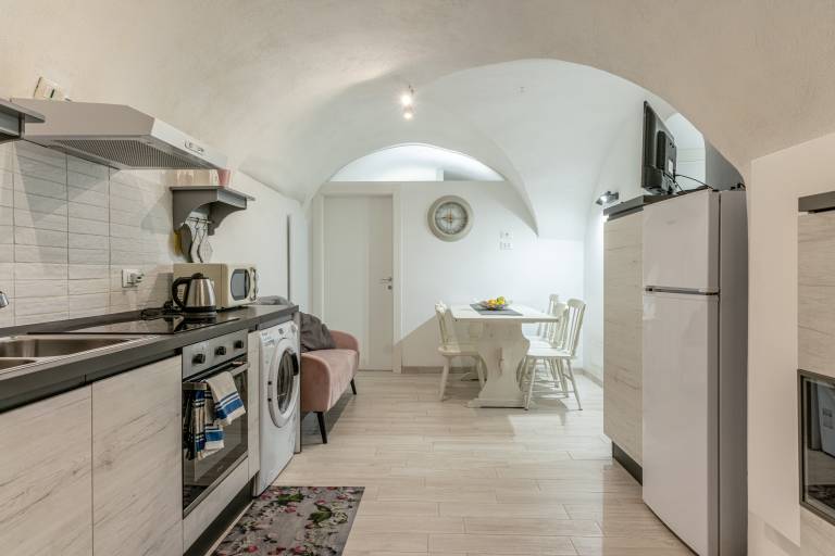 APPARTAMENTO NUOVO DOLOMITI UNESCO-NEL PARCO NATURALE ADAMELLO BRENTA- FREE WIFI & PET FRIENDLY- VICINO ALLE TERME-Deposito Sci e Vicino a Parcheggi — photo 2