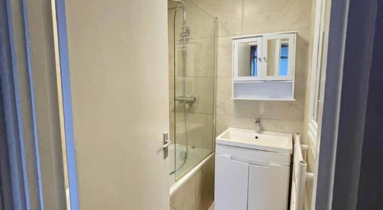 Rental apartment with 2 rooms for 5 persons — photo 5