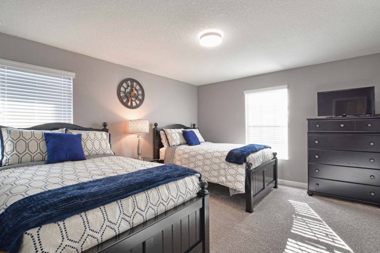 Child-friendly house with private pool & patio | Pets allowed — photo 4