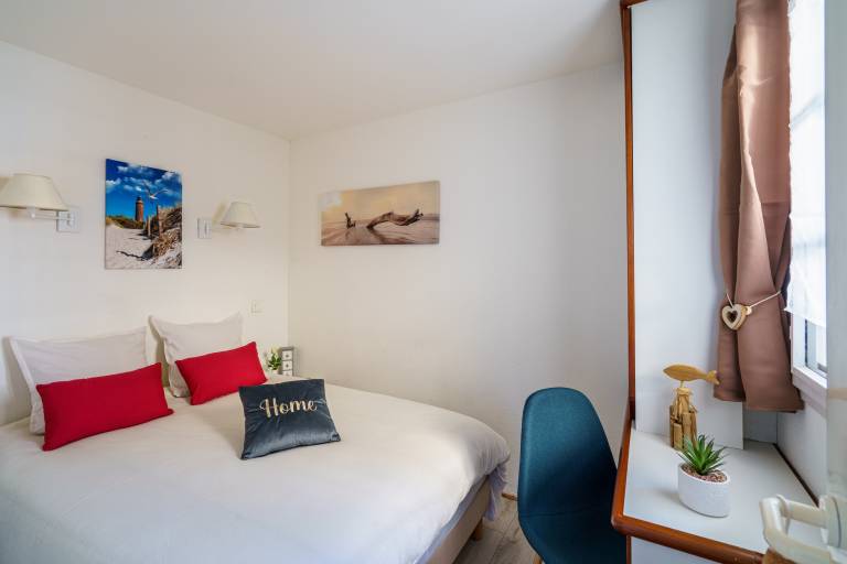 Rental apartment with heated pool | Sea view — photo 5