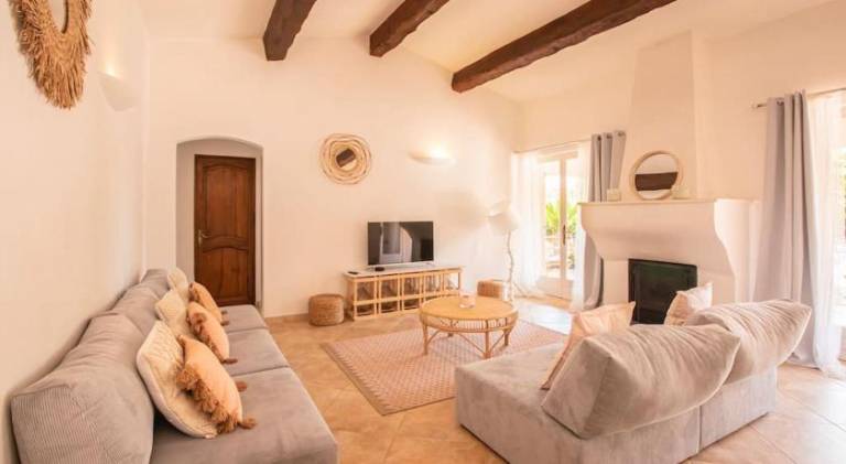 Fully equipped villa with barbeque, terrace & garden | Pets are welcome — photo 2