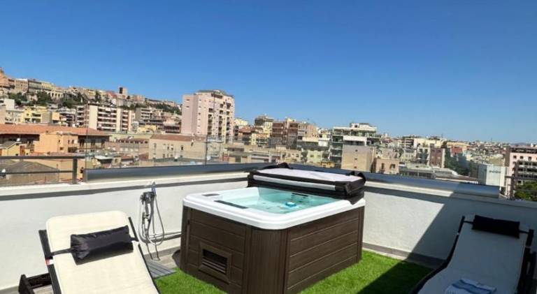 18 Dante Luxury Suites — photo 3