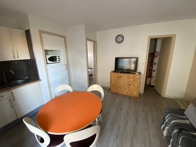 Holiday apartment with 1 room for 4 persons — photo 5