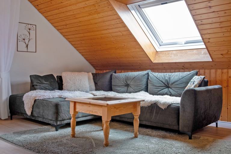 Fully equipped lovely rental apartment with patio | Mountain view | Pet-friendly — photo 2