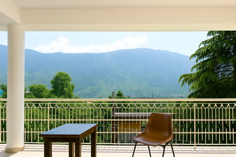 Beholden Stay & Cafe-Mountain View Boutique Stay in Old Manali — photo 4