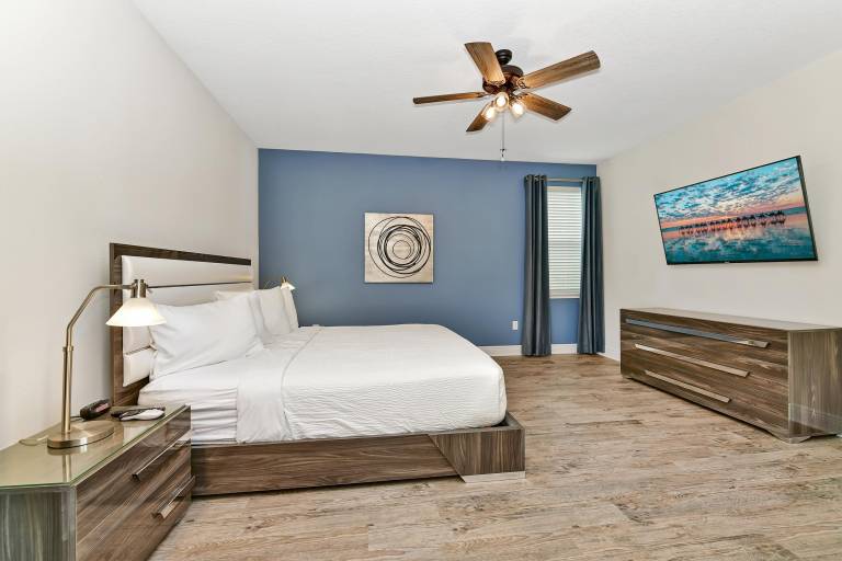 Family-oriented big house with private pool | Pet-friendly — photo 4