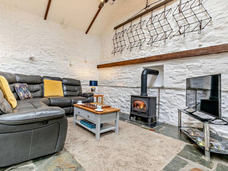 Cottage with garden | Pets allowed — photo 4