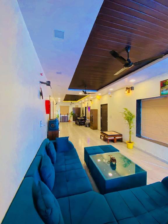 Vacation home with barbeque, garden & pool — photo 3