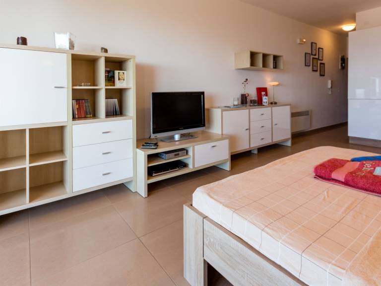 Holiday apartment with terrace & barbeque | Sea view — photo 2