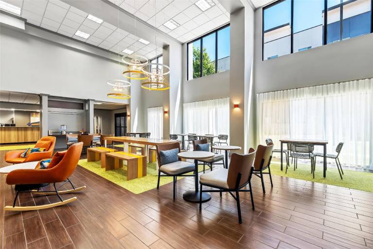 Spark by Hilton Amarillo Medical Center — photo 2
