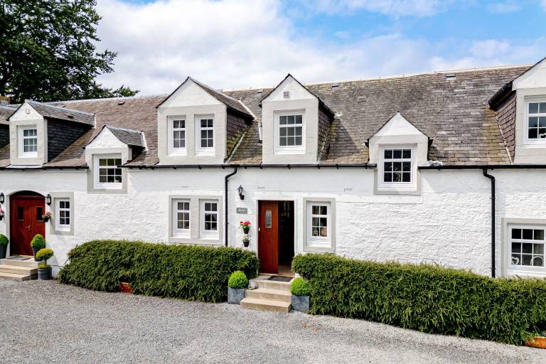 Cottage Gatehead