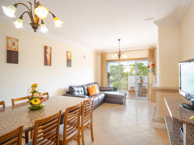 Fully equipped wonderful rental apartment with pool, yard & barbecue | Pets are welcome — photo 4