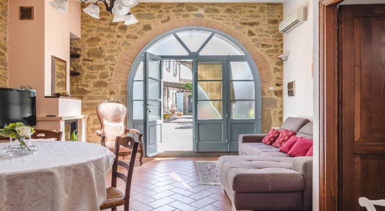 Charming villa with pool | Pets allowed — photo 3