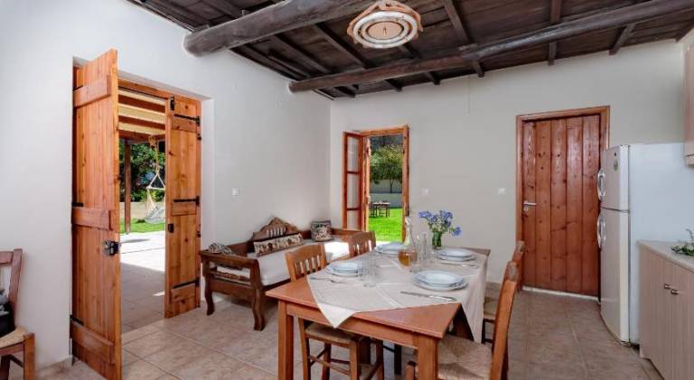 Villa Leonton with a private pool — photo 4