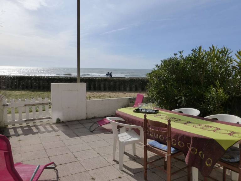 Vacation home | Next to the beach | Pets are welcome — photo 2