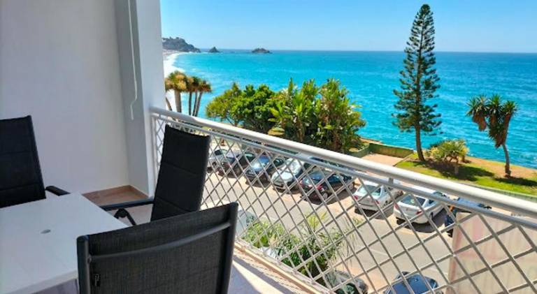 Holiday apartment with 2 rooms for 4 persons in Almunecar