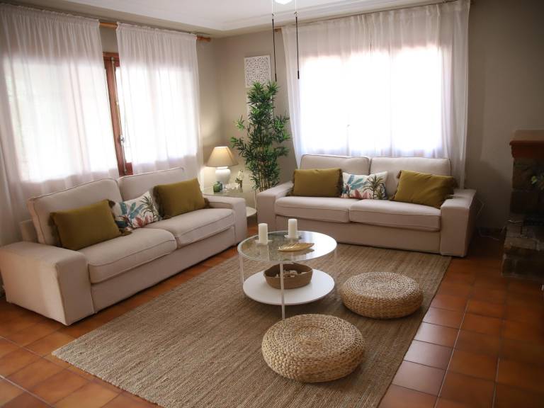 Vacation home with grill, private pool & garden — photo 2