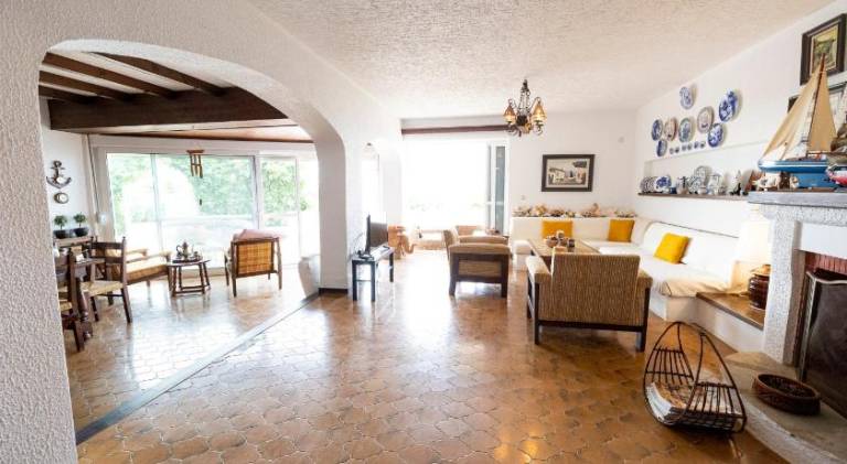 Fully equipped ample vacation home with terrace & garden | Perfect for remote work | Pets are welcome — photo 2
