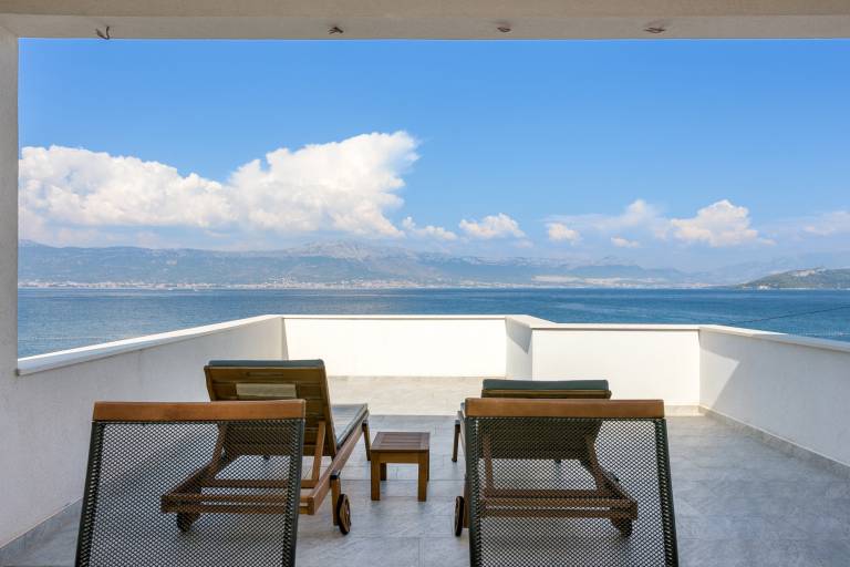Apartma Slatine