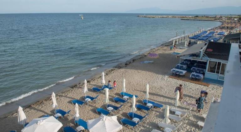 Apartment with hot tub & terrace | Suitable for remote work in Katerini
