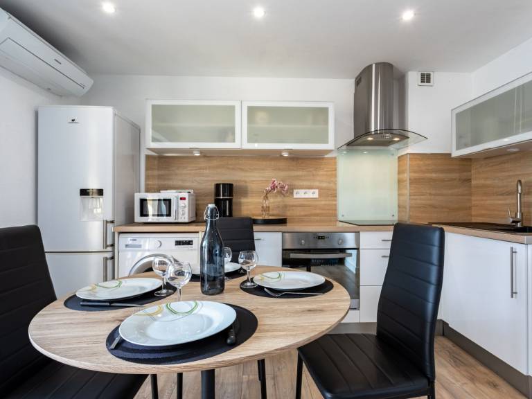 Wonderful holiday apartment with pool & terrace | Mountain view | Dogs allowed — photo 3