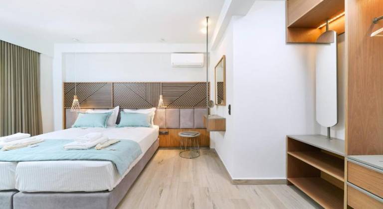 Lovely serviced apartment with terrace | Close to the beach | Pets allowed in Thasos