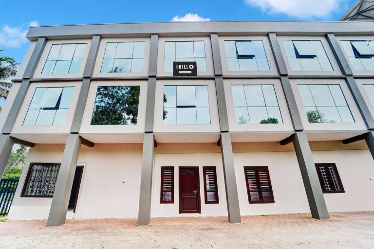 Super Hotel O Sultan Bathery Formerly Bluevalley