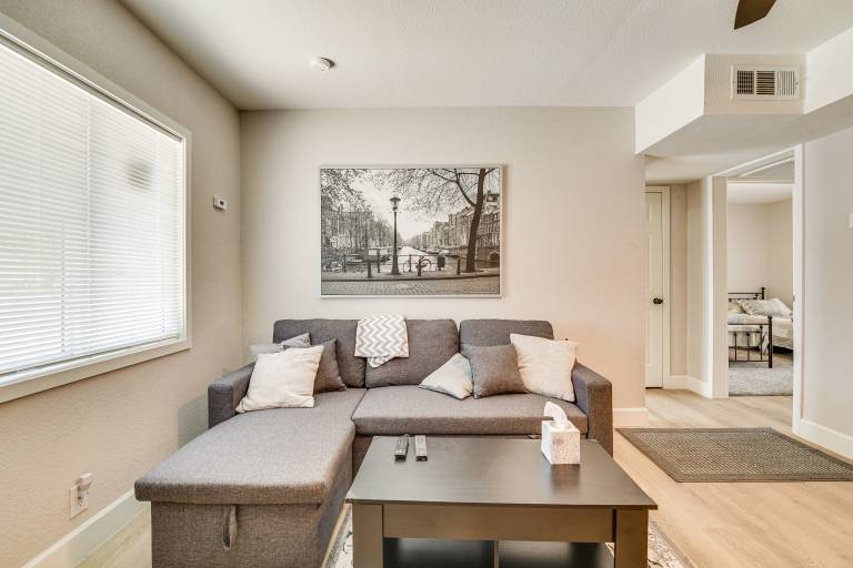 Central Henderson Retreat Near Dining + Lake Mead! — photo 5