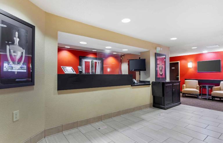 Extended Stay America Suites - Houston - NASA - Johnson Space Center — photo 2