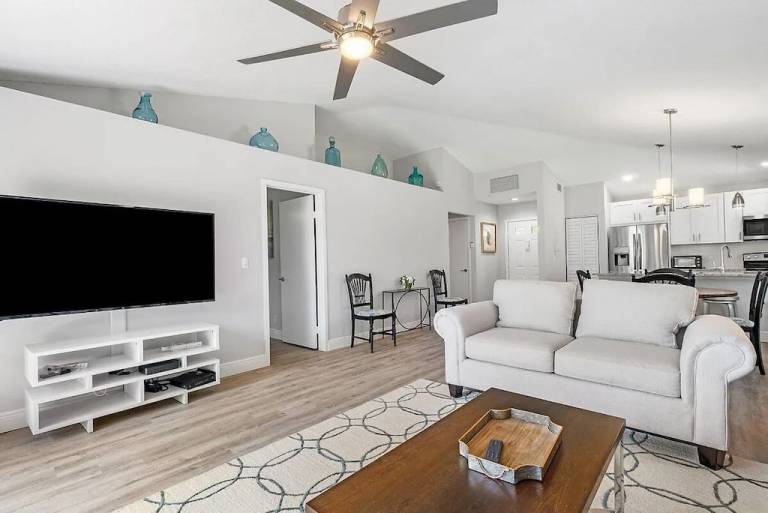 Cabin West Palm Beach