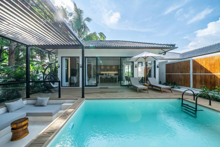 Villa with BBQ, garden & jacuzzi in Tegallalang