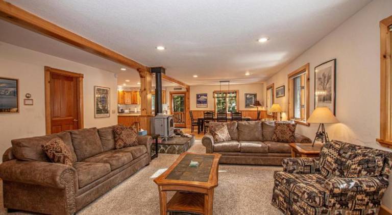 Vacation home with grill — photo 2