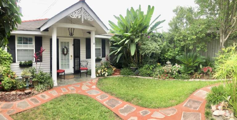 Cottage Lakeview