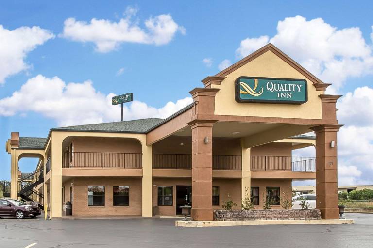 Quality Inn Adairsville-Calhoun South in Adairsville, GA