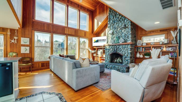 House Manzanita