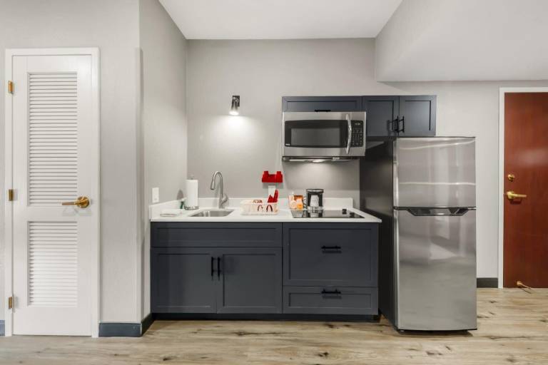 Hawthorn Extended Stay by Wyndham College Station — photo 5