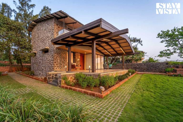 240 m² Villa
